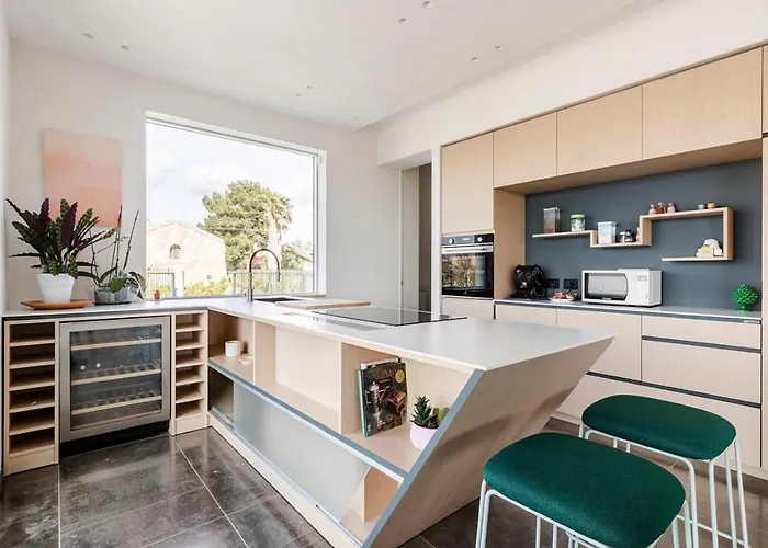 Martina's Vineyard - *